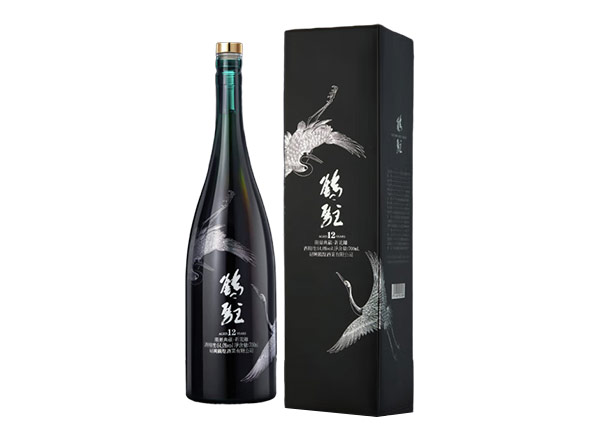 曲靖鹤驻12年黄酒回收鹤驻新花雕12年700ML黄酒礼盒