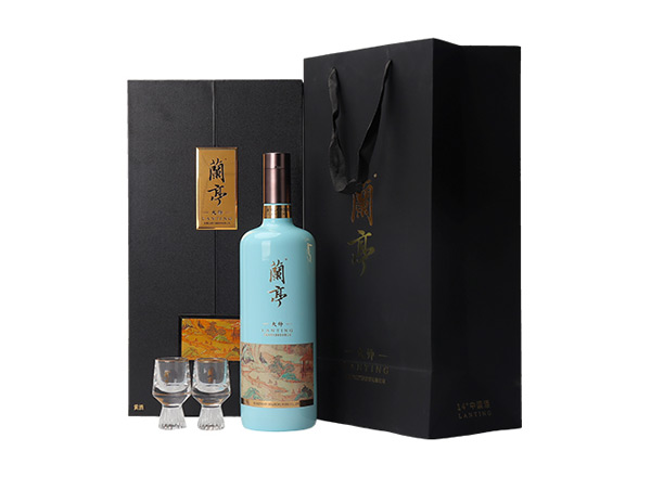 曲靖会稽山黄酒回收兰亭大师三十年陈酿1L礼盒装绍兴黄酒