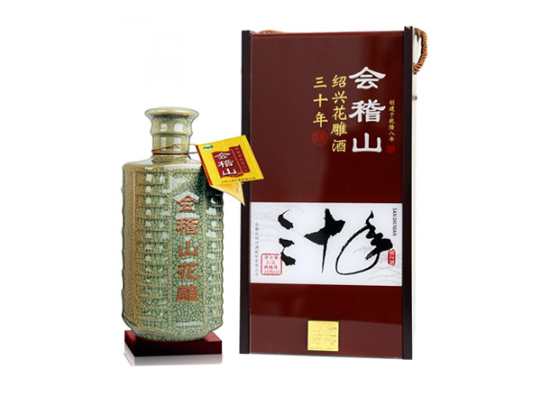 曲靖会稽山黄酒回收会稽山三十年绍兴花雕酒30年木盒装2.5L黄酒